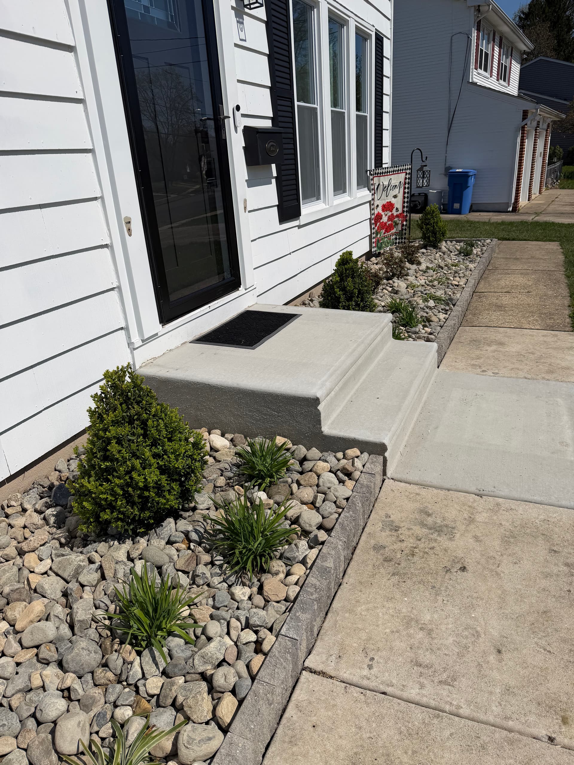 Gallery photos for Low-Maintenance Curb Appeal Upgrade for a Cherry Hill Home: Image #6