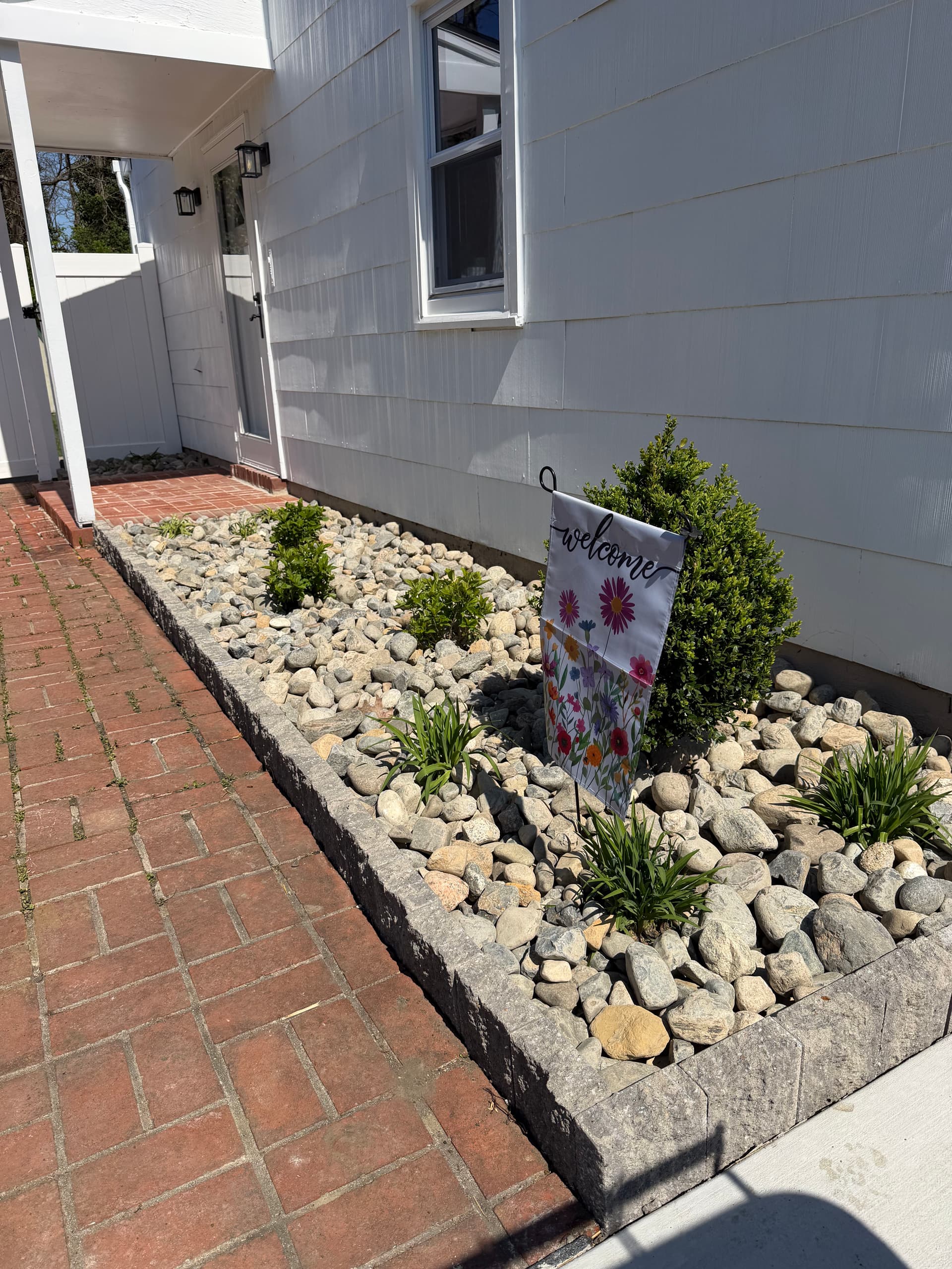 Low-Maintenance Curb Appeal Upgrade for a Cherry Hill Home image