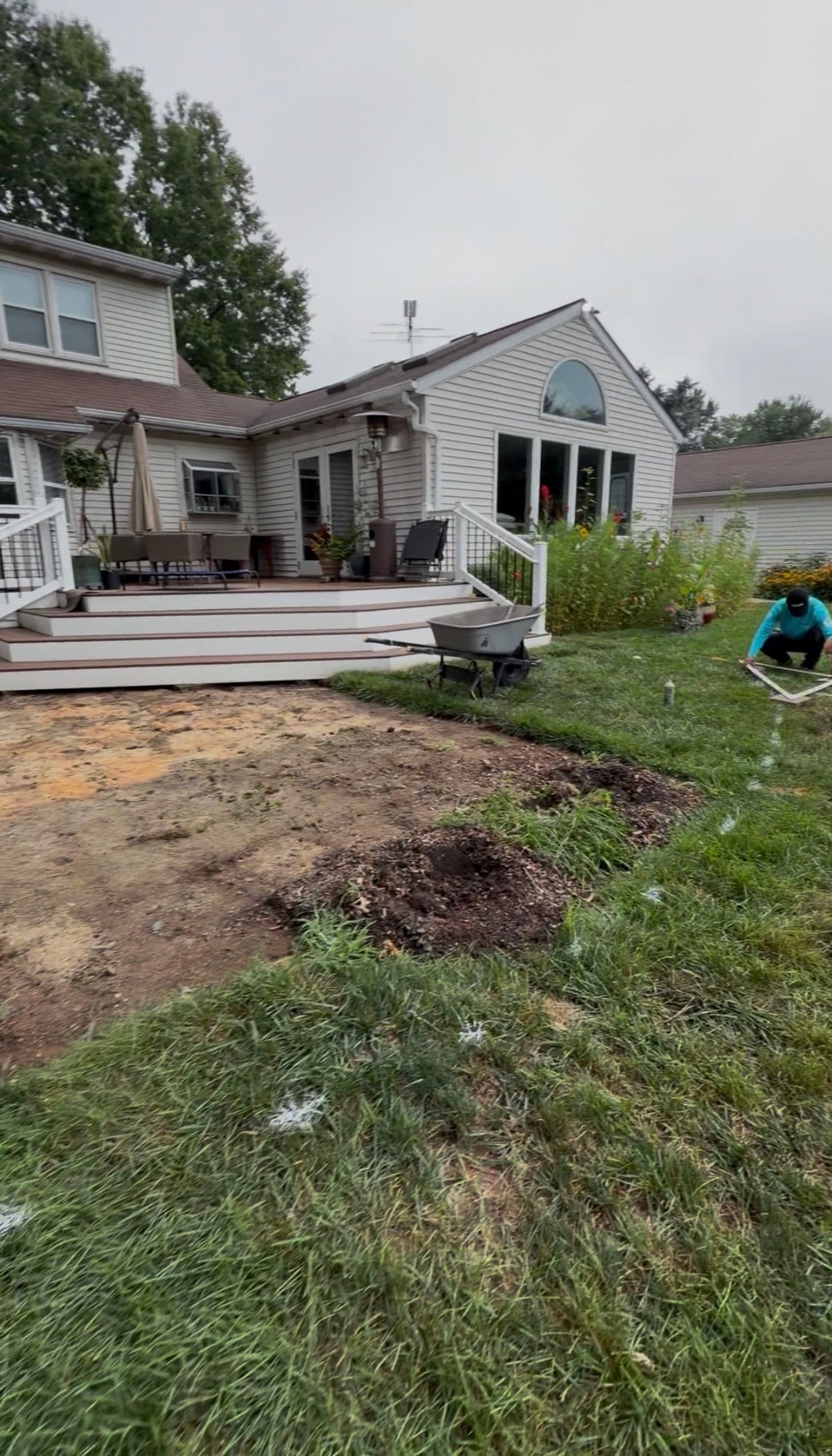 Gallery photos for 500 Sq Ft Paver Patio Upgrade Built from the Ground Up: Image #4